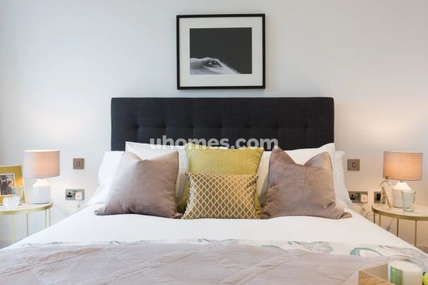 3 Bedroom 2 bathroom - Photo 1