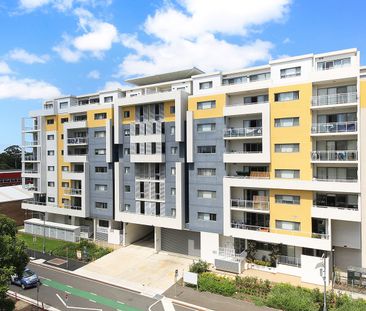 Sunfilled Two Bedroom Apartment! - Photo 5