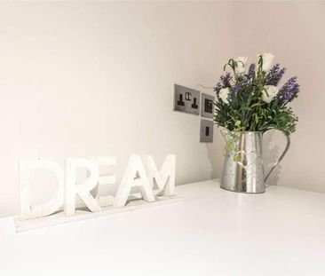 Alexandra Court, St. Leonards Road, Windsor, SL4 - Photo 2