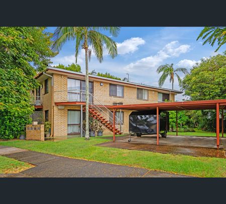 2/59 Milton Avenue, Paradise Point, Qld 4216 - Photo 5