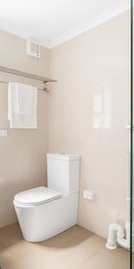 Peaceful North-Facing One Bedroom Apartment in Convenient North Sydney Location - Photo 4