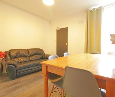 44 Cromwell Street, Lincoln, Lincolnshire, LN25LP - Photo 2