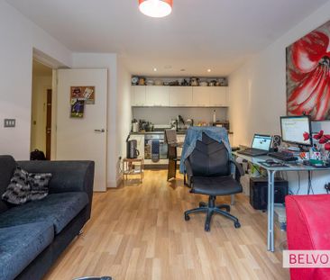 2 bedroom flat to rent - Photo 2