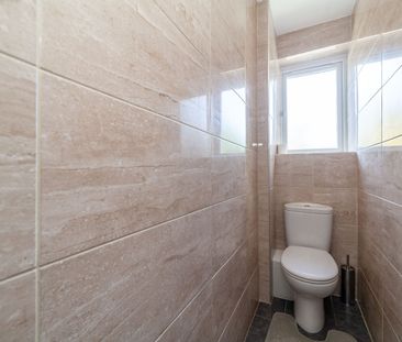 Room in a Shared Flat, Bulow Court, SW6 - Photo 1