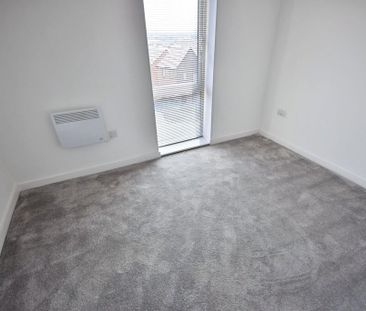 2 bedroom apartment to rent - Photo 6