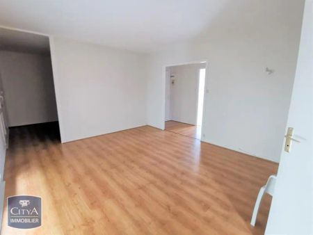 Appartement à louer 4 pièces 76.54m² - Photo 3