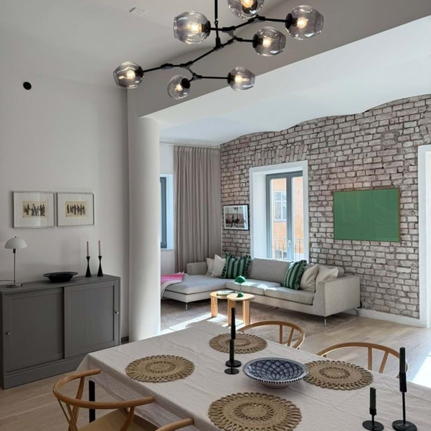 Tomtebogatan, Stockholm - Photo 1