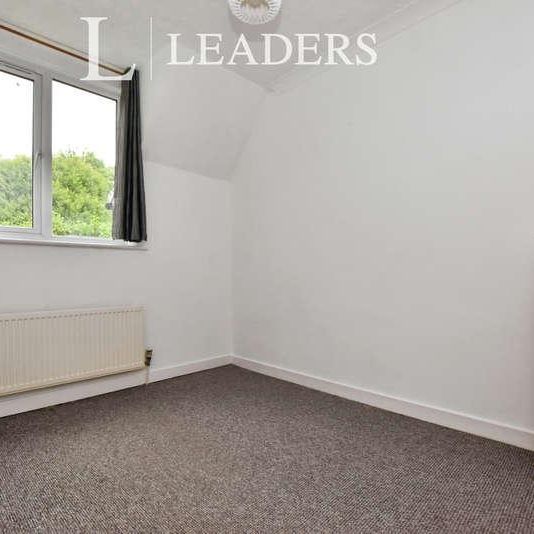Pig Lane, Bishops Stortford, CM22 - Photo 1