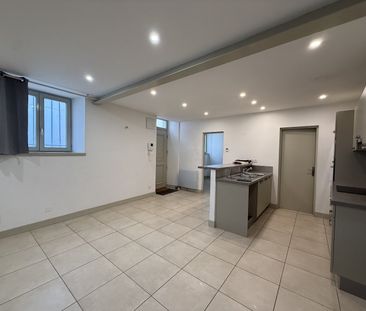 Location Maison 4 pièces 98m² COGNAC 16100 - Photo 2