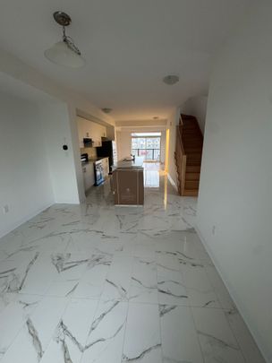 For Lease - 199 Melody Lane, Thorold, Ontario - Photo 1