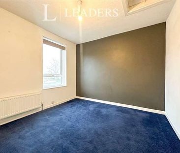 Cottage Grove, Gosport, Hampshire, PO12 - Photo 6