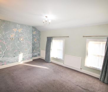 3 bedroom terraced house to rent - Photo 4