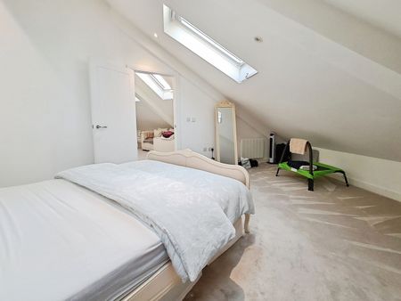 New Road, Brentwood - Photo 5