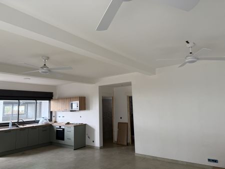 Location Maison 4 pièces 105m² ST PAUL 97422 - Photo 3