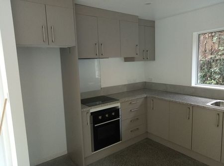 3 Bed with Privacy, Top School Zone & Convenience - Photo 5