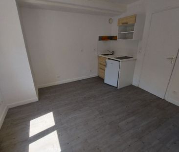 Location Appartement LE MESNIL ESNARD - Photo 2