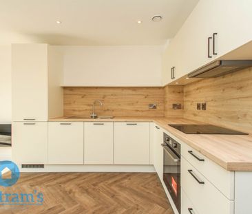 1 bed Apartment for Rent - Photo 2