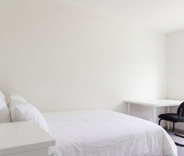 5 bedroom terraced house to rent - Photo 6