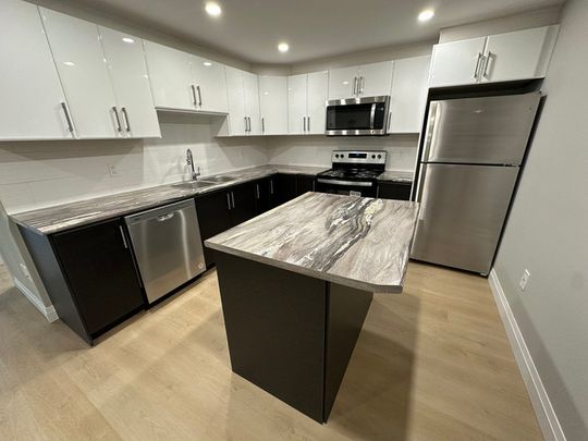 apartments at 258 West Street - Photo 1