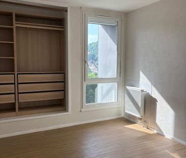 Beau duplex avec terrasse et grand garage - Photo 1