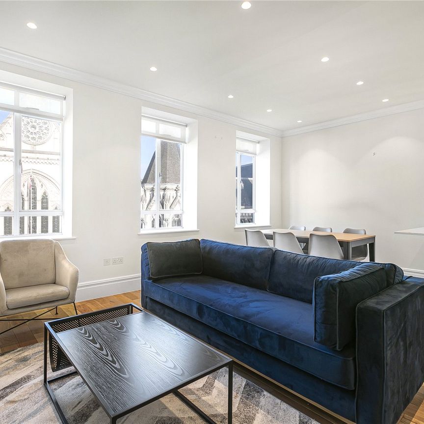 Devereux Court, London, WC2R 3JJ - Photo 1