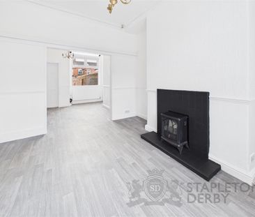 2 Bedroom Terraced House for Rent - Photo 1