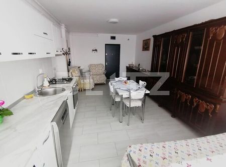 Apartament de 2 camere, 47 mp, centrala termica, zona Craiovita Noua - Fotografie 4