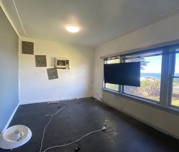 4-5br Original Home + Garage Fronting Botany Bay/Georges River - Photo 1