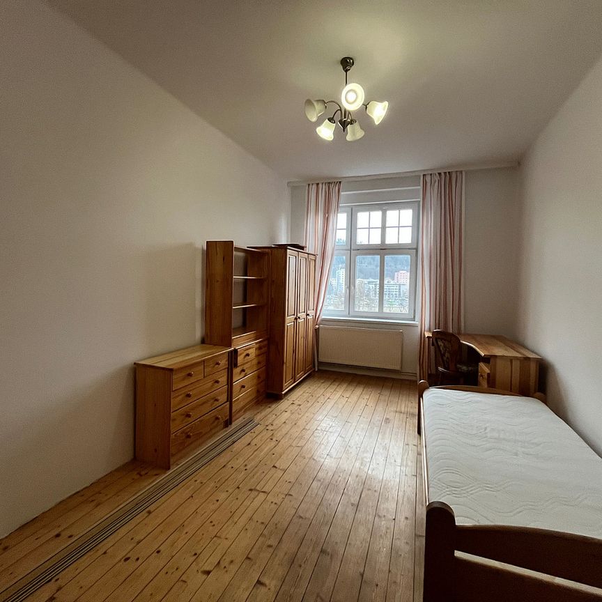 Pronájem bytu 4+1 98 m² - Photo 1