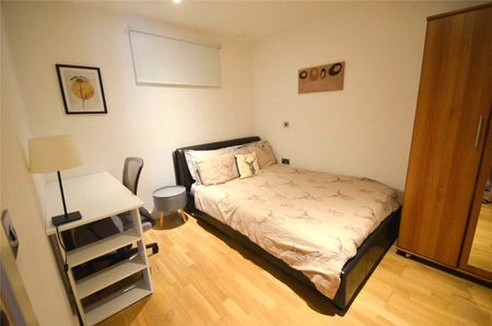 Express Networks, 6 Oldham Road, Manchester City Centre, M4 5DB - Photo 4