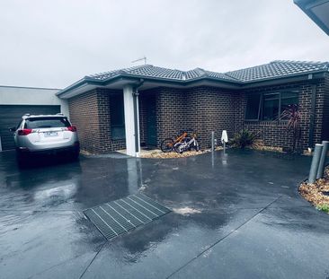 Close to everything! - Photo 3