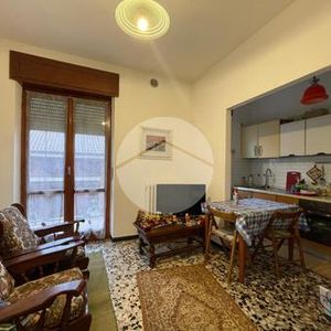 Bilocale in affitto - Photo 2
