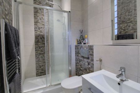 Bartley Way, Hook, Hampshire, RG27 - Photo 5