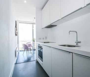 Studio to rent - Photo 4