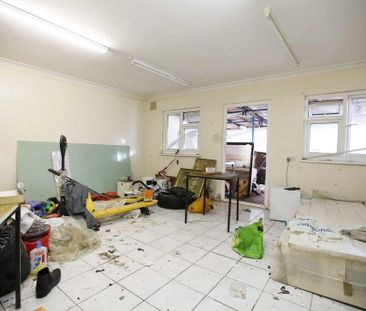 3 bedroom terraced house to rent - Photo 6