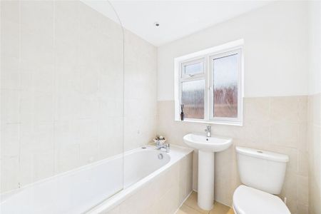 2 bedroom maisonette to rent - Photo 5