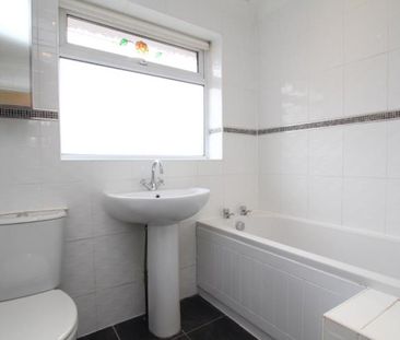 A superb modern detached three bedroom family home on a sought afte... - Photo 6