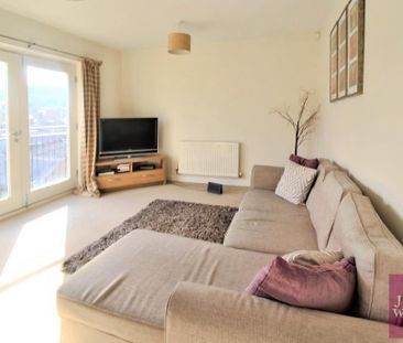 2 bedroom flat to rent - Photo 3