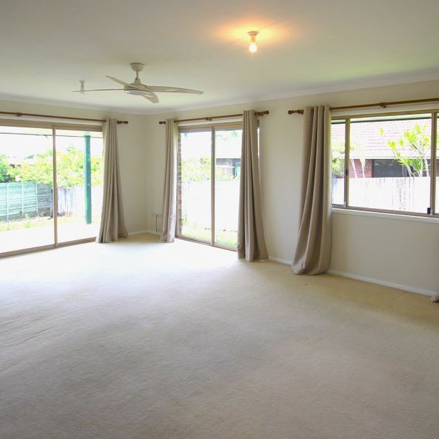 Family Home in the Heart of Maroochydore - Photo 1