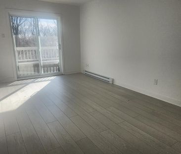 2 CH - 1 SDB - Longueuil - $1,400 /mo - Photo 2