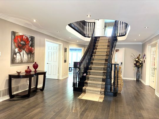 For Lease - 6 Cowles Court, Richmond Hill, Ontario - Photo 1