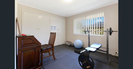 3 Bedroom House in Benowa - Photo 2