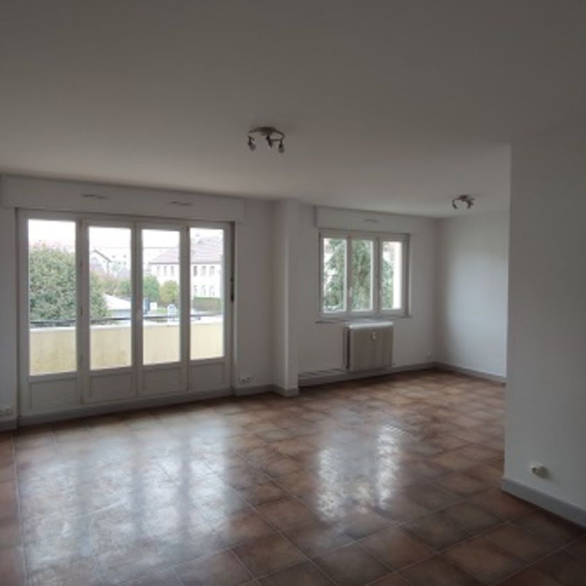 Location Appartement 3 pièces 78m² - Photo 1