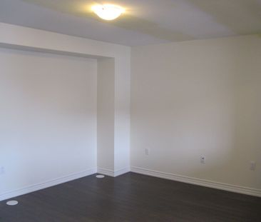 For Lease - 685 Laking Terrace, Milton, Ontario - Photo 3