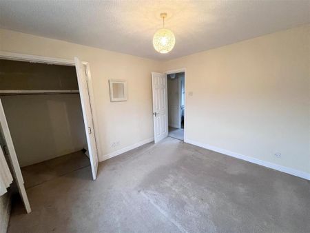 2 bedroom semi-detached house to rent - Photo 5