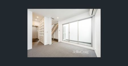 Executive Living! - Photo 5