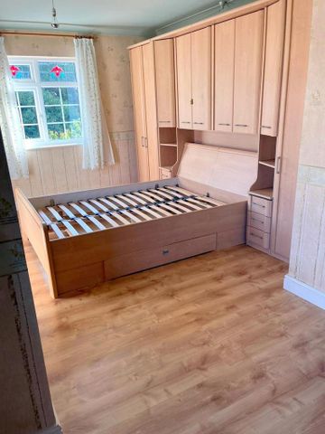 3 bedroom end of terrace house to rent - Photo 4