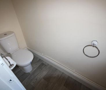 2 bedroom house to rent - Photo 1