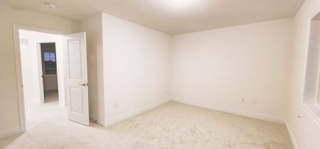 For Lease - 59 Union Boulevard, Wasaga Beach, Ontario - Photo 3