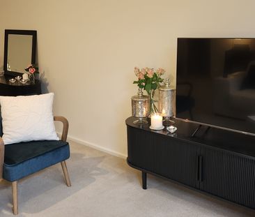 Elsternwick - Photo 1